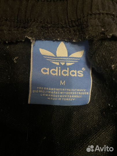 Спортивный костюм adidas