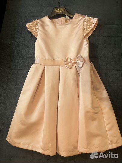 Нарядное платье для девочки 122