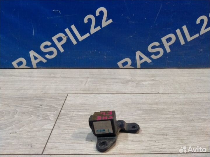 Датчик airbag левый Toyota Chaser GX105 1GF beams