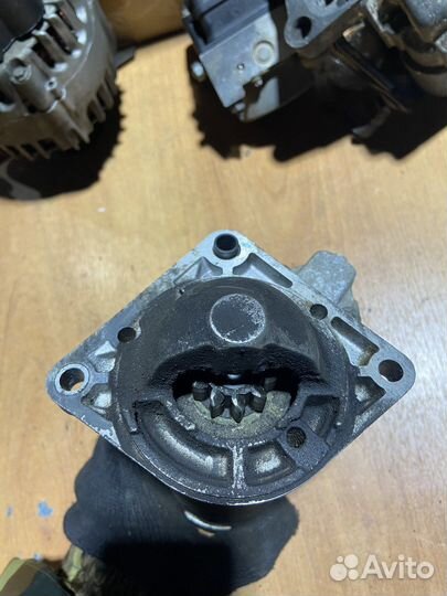 Стартер Opel Zafira B z19dth 1.9 CDTi 05-14г