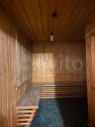 Коттедж 360 м² на участке 20 сот.