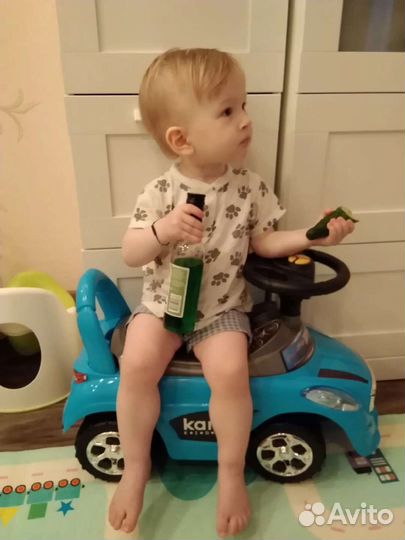 Машинка детская каталка