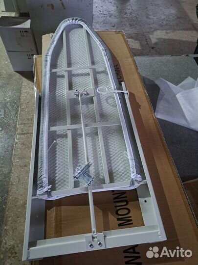 Гладильная доска настенная металлическая