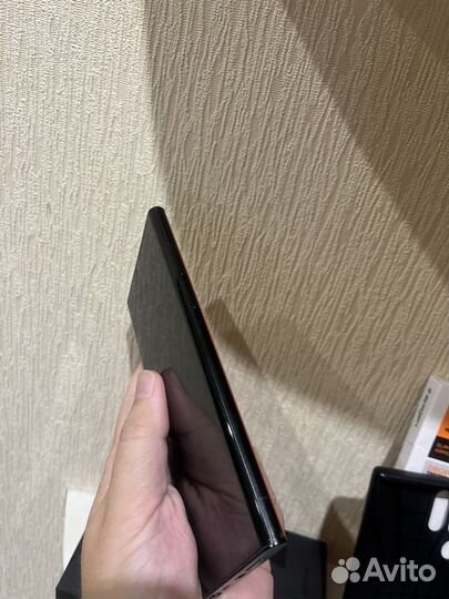 Samsung Galaxy S22 Ultra, 12/256 ГБ