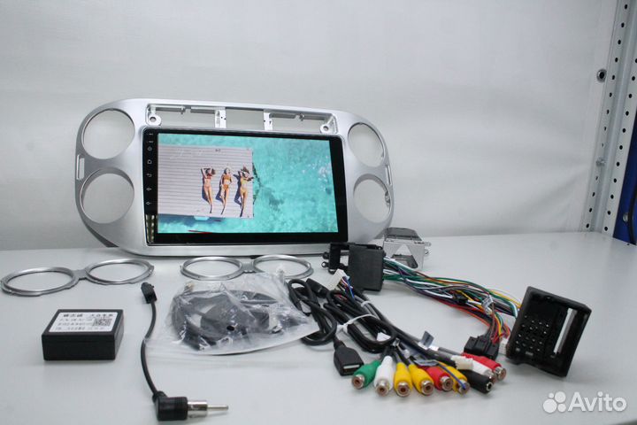 Штатная магнитола Volkswagen Tiguan