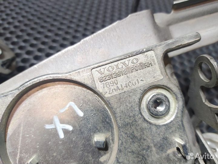 Кронштейн ручки правой Volvo FH