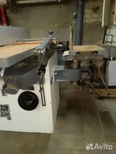 Yakoruda k5 320 Станок деревообрабатывающий