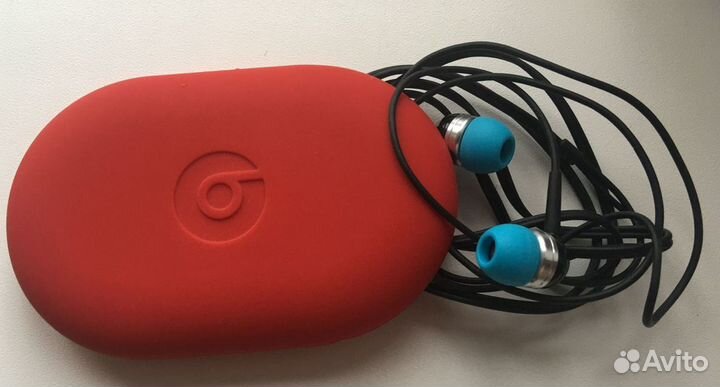 Аксессуары и динамики оригинальные BeatsX