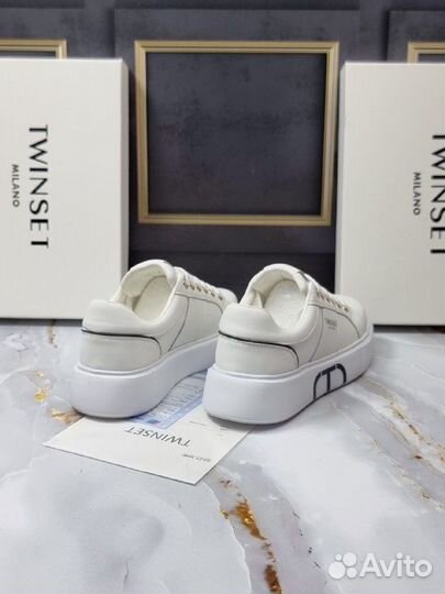 Кроссовки женские Twinset White