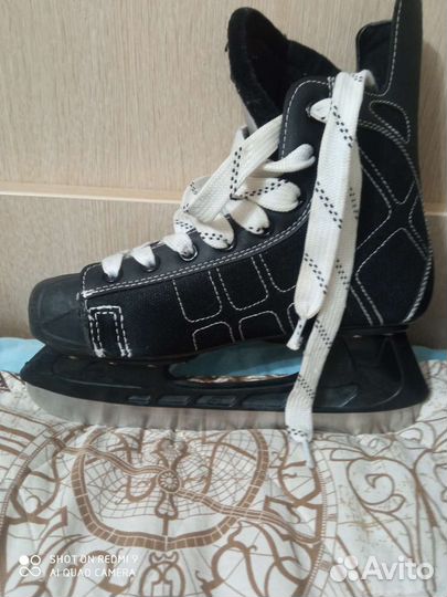 Хоккейные коньки bauer