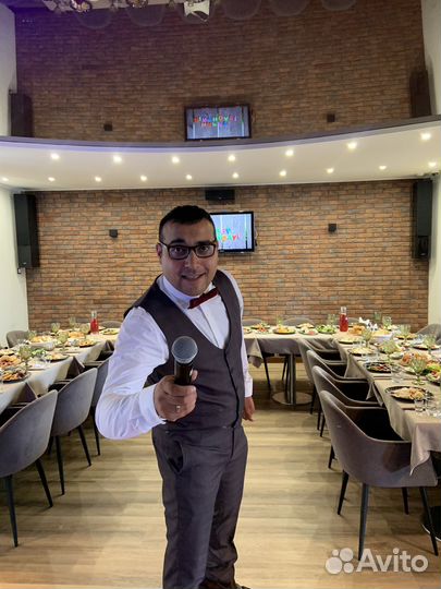 Ведущий праздничных событий