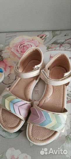 Набор босоножек 32 размер