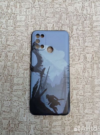 Чехол на телефон