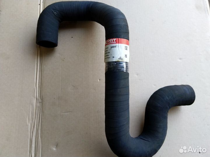 50350412 патрубок радиатора минипогрузчика Mustang