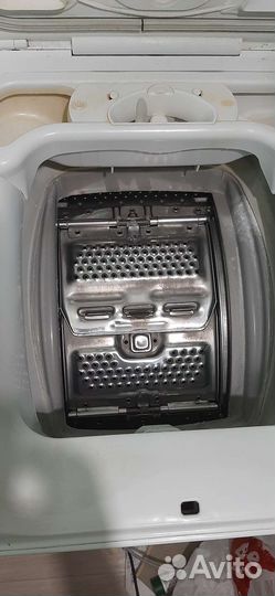 Стиральная машина с вертикальной загр.Electrolux