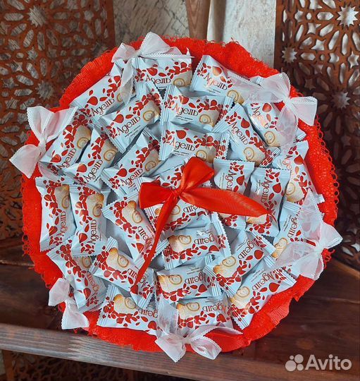 Подарочный букет из конфет