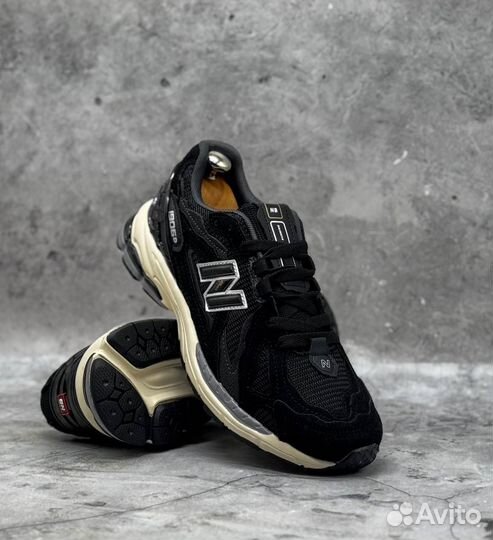 Кроссовки мужские new balance