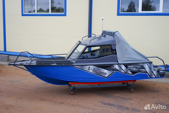 Новая лодка Berkut L-HT Open (комфорт) Апрель