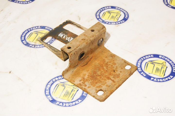 Кронштейн усилителя бампера правый 5010571485 rena