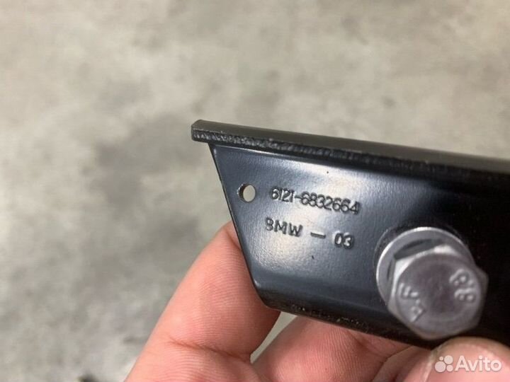 Крепление аккумулятора Bmw 320D G21 B47D20B (XD50)