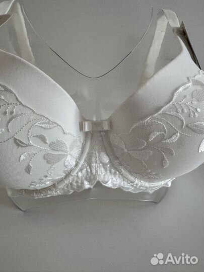 Triumph бюстгальтер 75 F