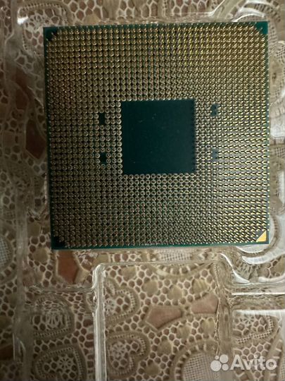 Процессор AMD Ryzen 7 2700