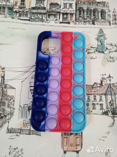 Чехол на iPhone 13