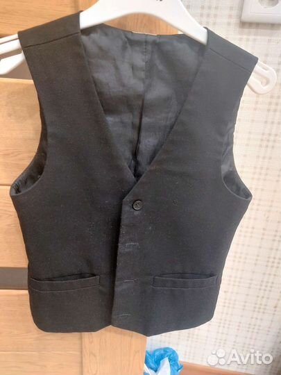 Школьный костюм для мальчика 134 140