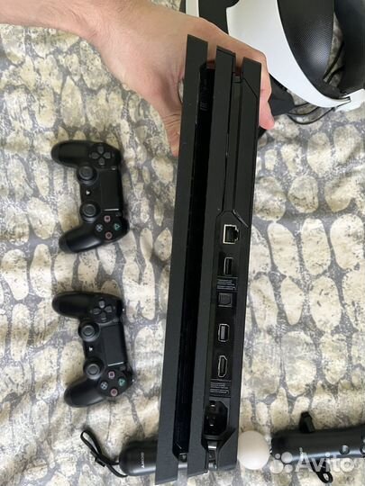 Sony playstation 4 PS4 pro