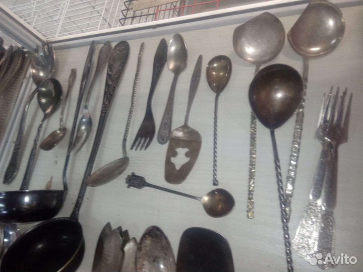 Мельхиоровые ложки вилки разные рисунки