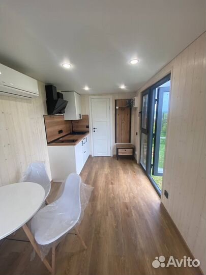 Дом двух этажный из трех морских контейнеров