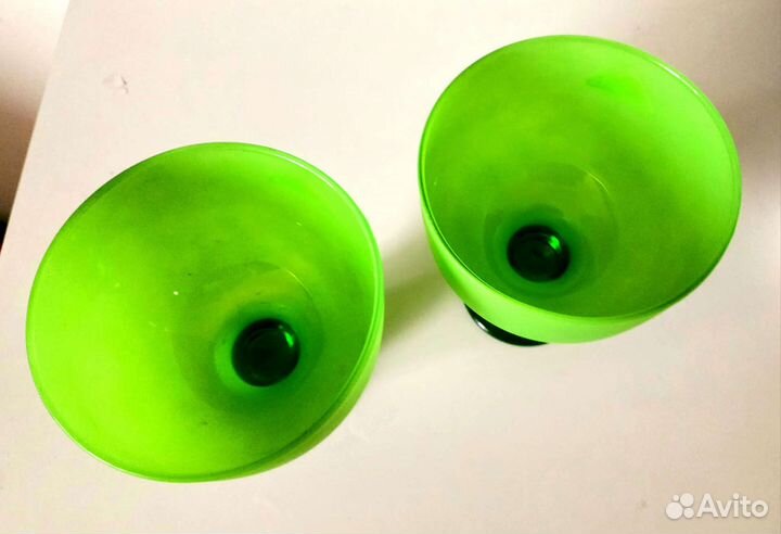 Бокалы креманки, стекло emerald green,Италия