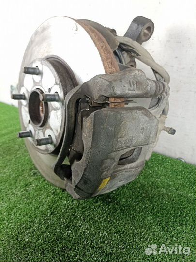 Ступица передняя правая Toyota Noah AZR65 1azfse