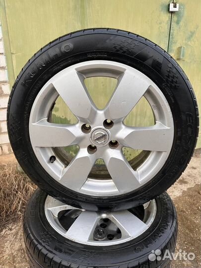 Оригинальные летние колеса Nissan r16