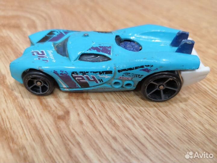 Конструктор трасс Тройная Петля Hot Wheels