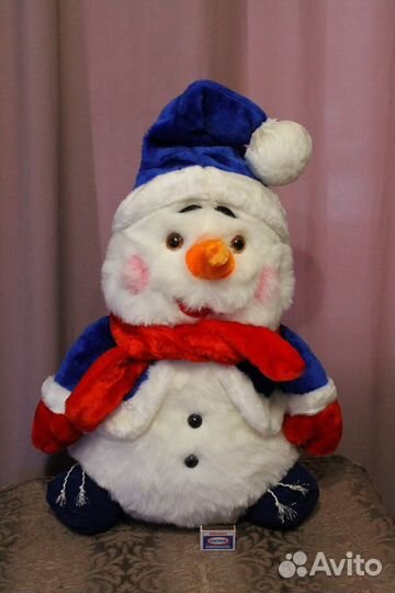 Большой Снеговик и игрушки