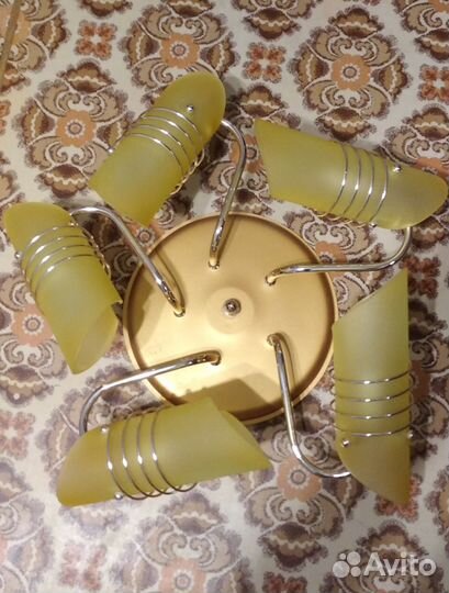 Светильник потолочный