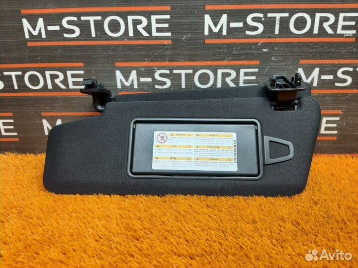 Козырек солнцезащитный левый Mercedes-Benz E-Class