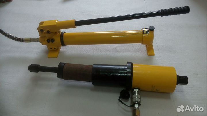 Ттн-23 Съемник гидравлический для демонтажа болта