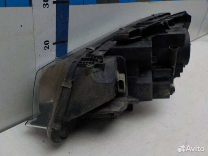 Фара правая Chevrolet Camaro 2016