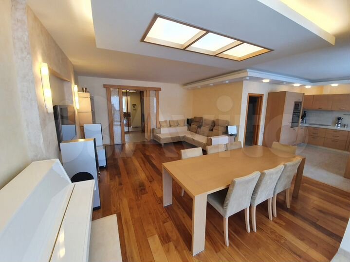 4-к. квартира, 170 м², 6/8 эт.