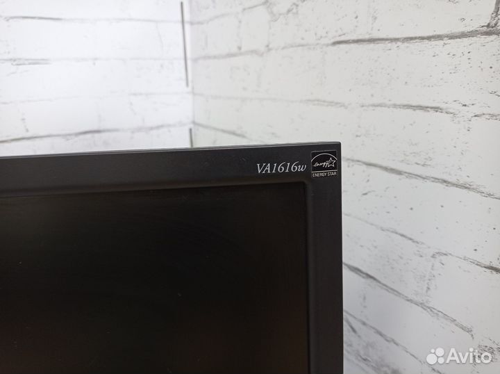 Монитор ViewSonic 15.6