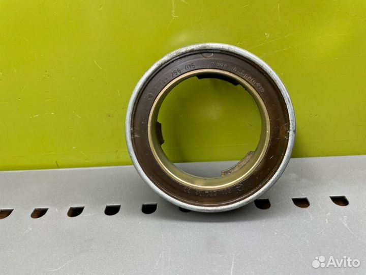 Магнитная муфта Mercedes-Benz 190E W201 OM601 2.0D