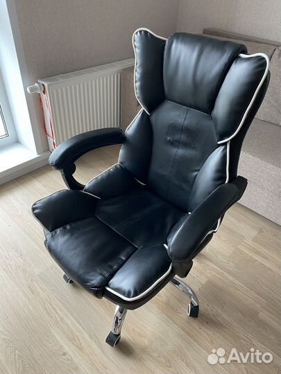 Компьютерное кресло