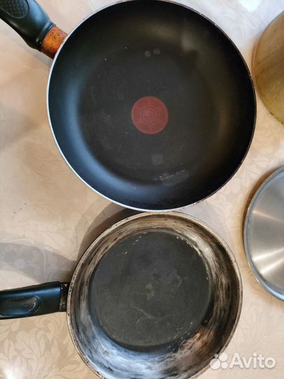 Сковородки и крышки для сковородок и кастрюль