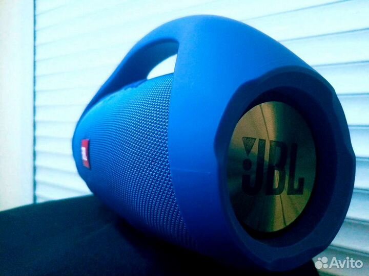 Колонка JBL boombox 1