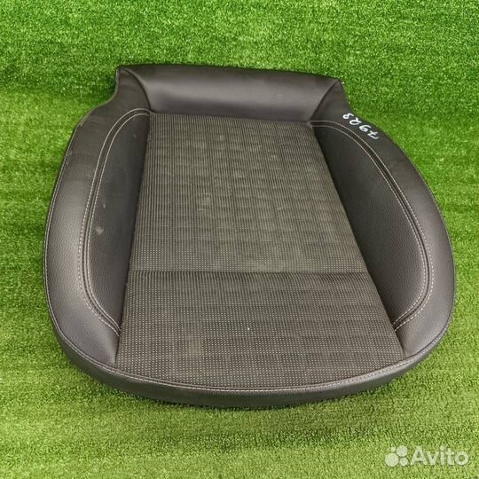 Сиденье переднее левое Opel Astra J 2012 2251092