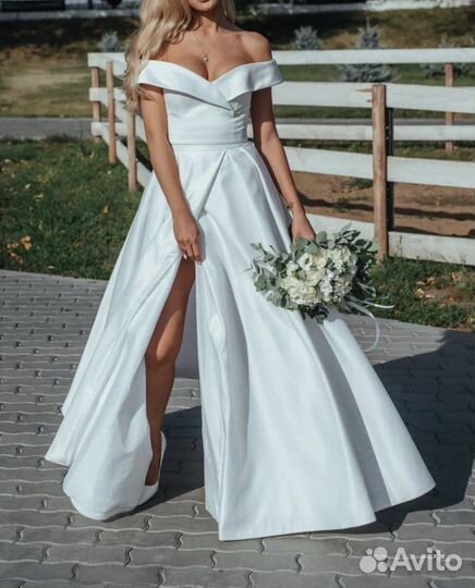 Свадебное платье