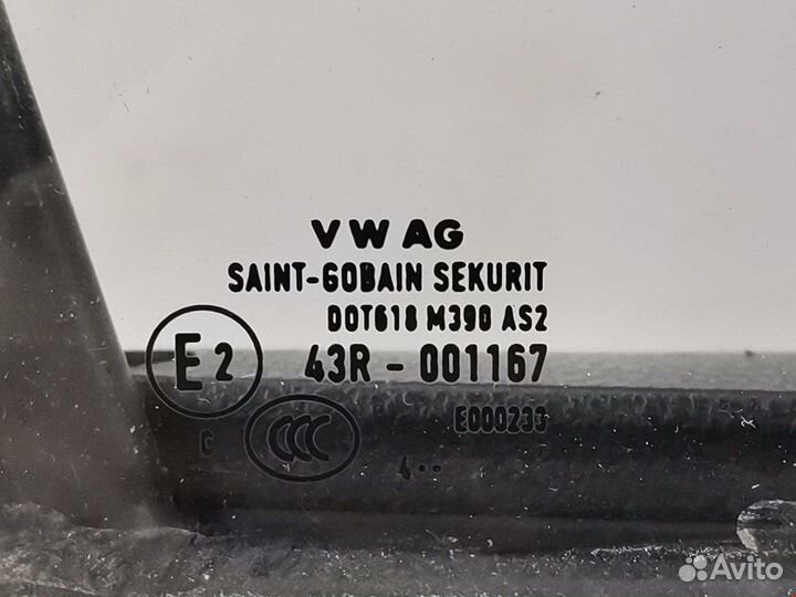 Дверь передняя правая Skoda Rapid