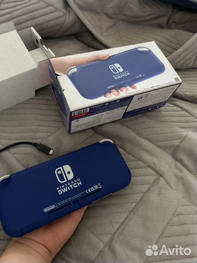 Nintendo switch lite новая